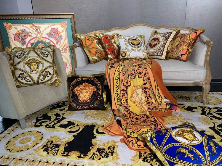 Versace+Cushion+45X45+07